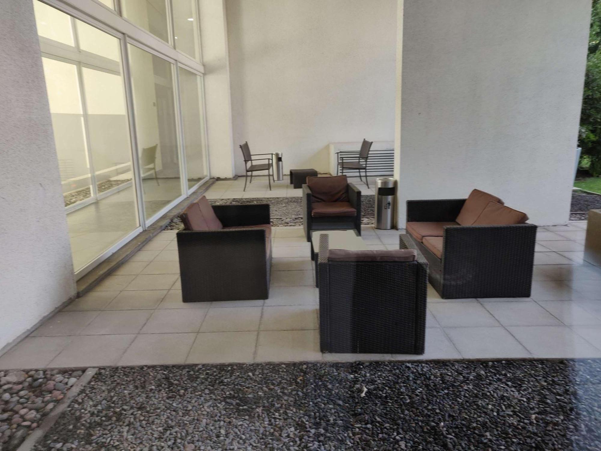 Descubre El Encanto De Condes En Apartamento *